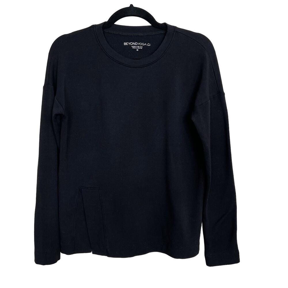 Beyond Yoga Out Black XSmall XS Front Split Modal Blend Sweatshirt Long Sleeve